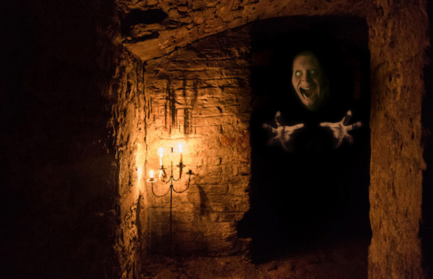 haunted-edinburgh-vaults-week-in-weird-feature