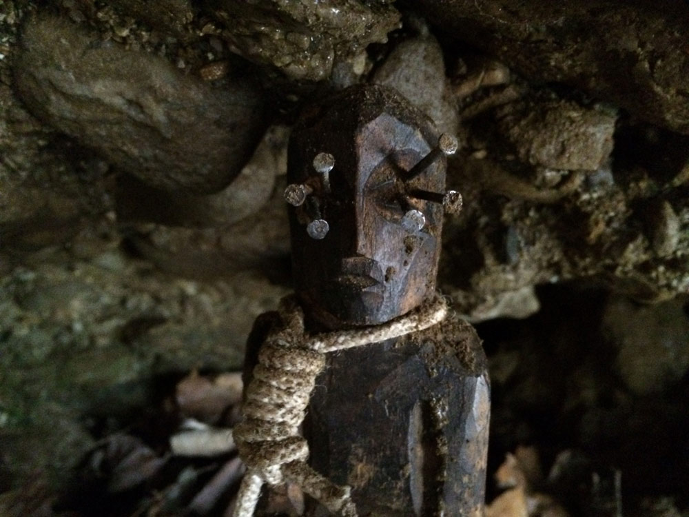 the-crone---a-cursed-statue-found-in-a-new-york-cave