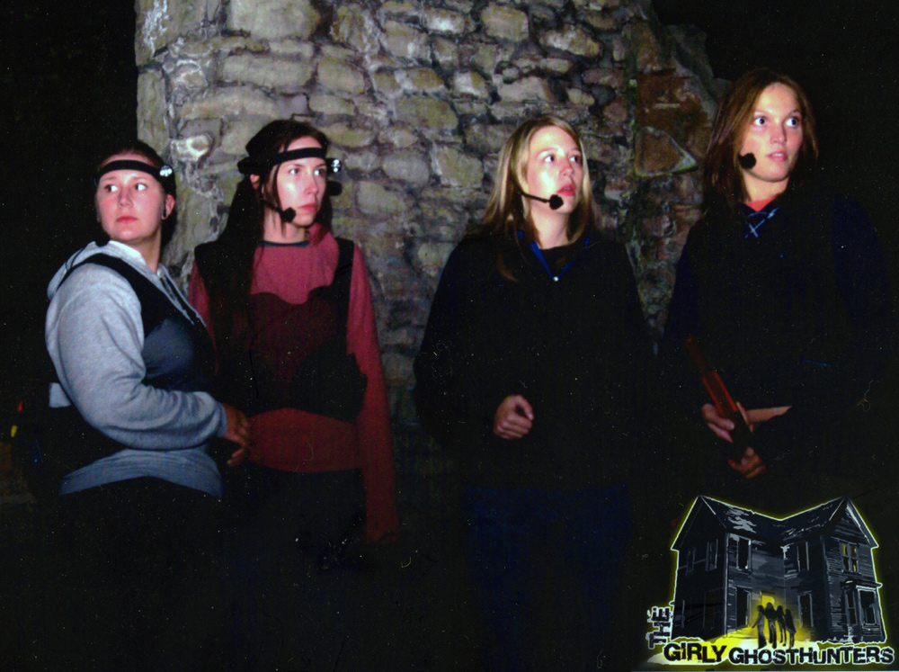 the-girly-ghosthunters-dana-matthews-2005