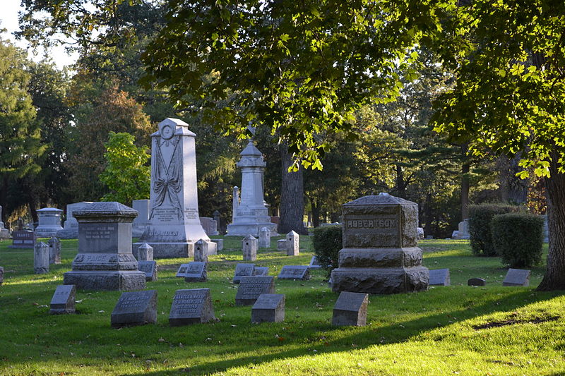 800px-headstones_from_oakland_cemetery